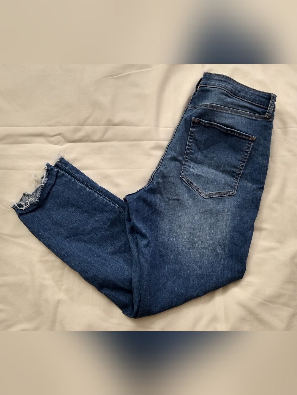 ****FLASH SALE**** A.N.A Women's Dark Distressed Blue Skinny Jeans SIZE 16
